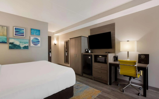 The Hub Middletown Red Bank, BW Signature Collection