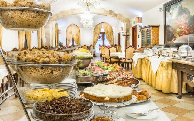 Charles Bridge Palace