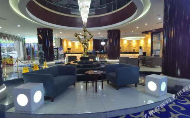 Joyland Grand Hotel