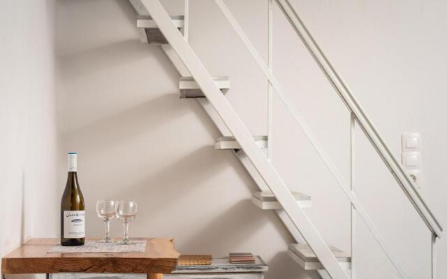 SeaView Apartment & Studio