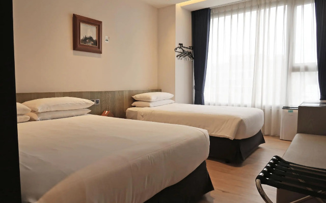 Royal Roi Hotel