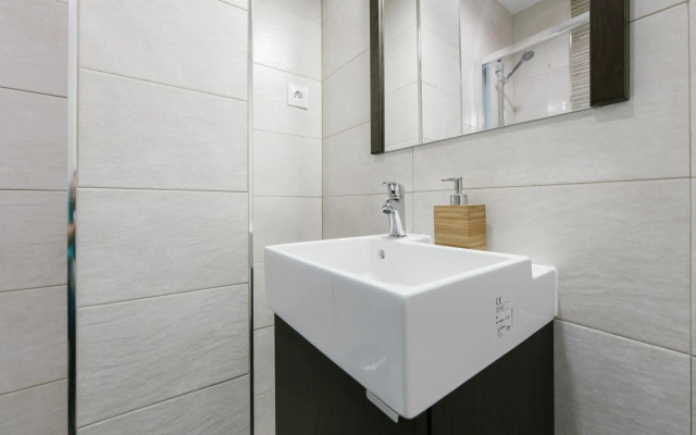 Alameda Amor Suite by Valcambre