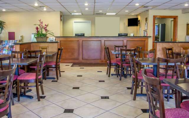 Quality Inn Riverside near UCR and Downtown