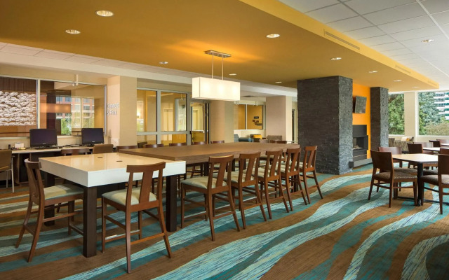Fairfield Inn & Suites by Marriott Calgary Downtown