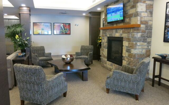 Days Inn And Suites Lindsay