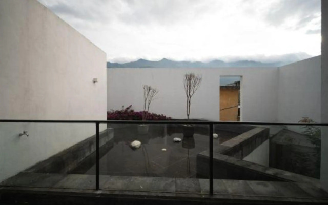 Dali ancient city Shen Cang designer minsu