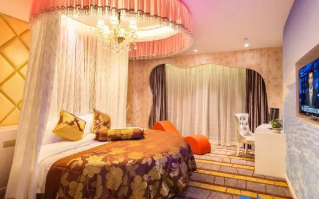 Dongyi meisu Theme Hotel