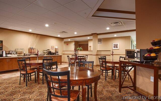 La Quinta Inn & Suites by Wyndham Lackawanna