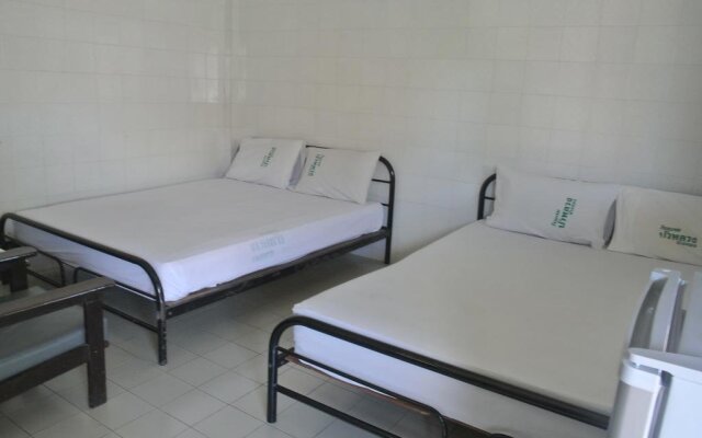 Bualuang Angthong Hotel