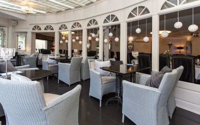 Lord Bute Hotel & Restaurant
