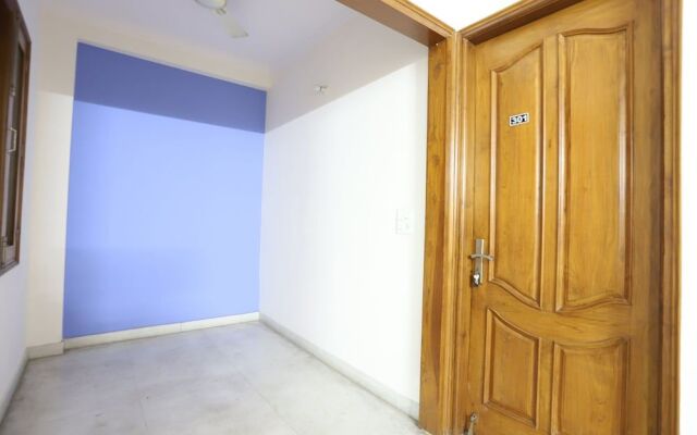 OYO 43270 Ishita Residency