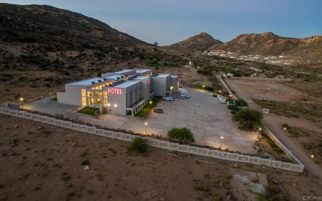 Springbok Inn by Country Hotels