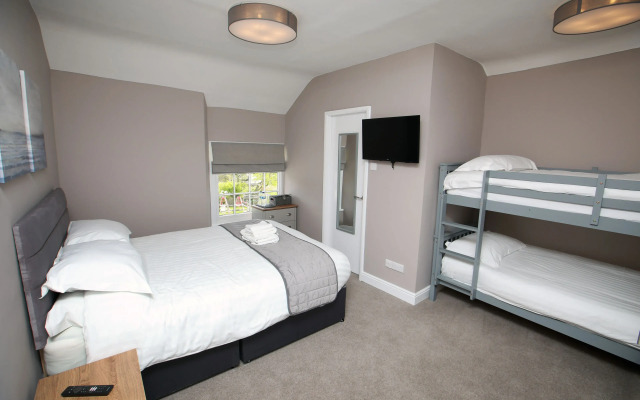 OYO Glyn Valley Hotel