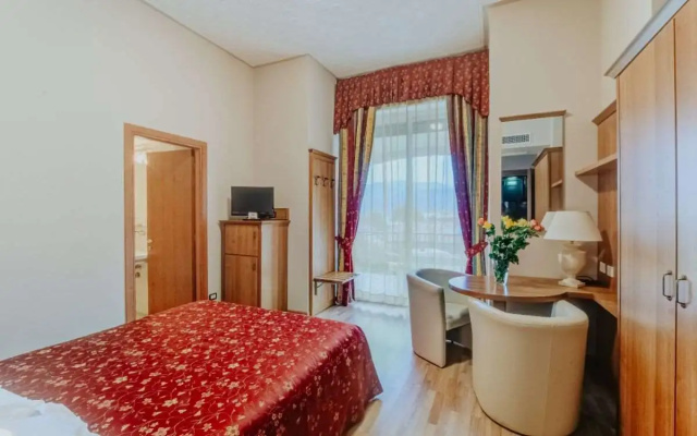 Hotel Flora