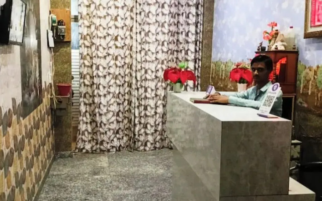 Hotel Nand Palace by OYO Rooms