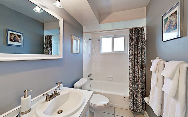 2040 Forest Drive Home