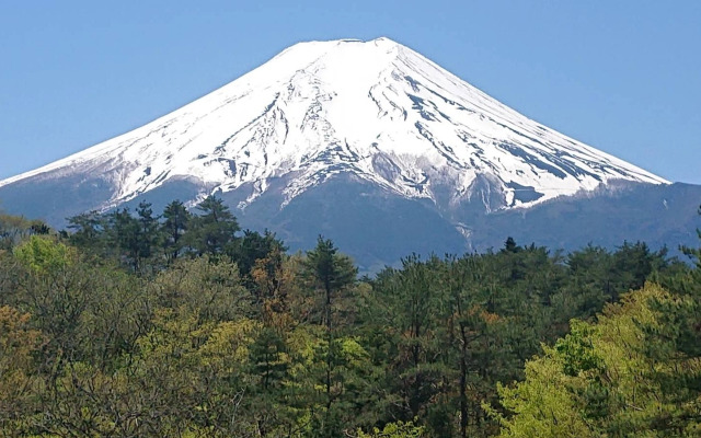 @ Home Hotel BELLKANEYAMA Fujisan Resort&Business