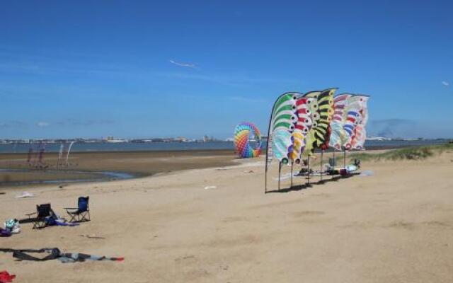 House Proche Plage Et Commerces 1