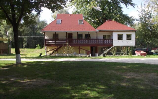 Hercules Turistaház