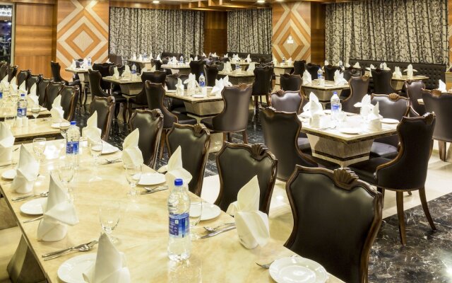 Hotel Benzz Park Vellore