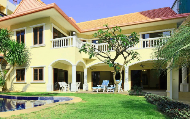 Pattaya Holiday Villas
