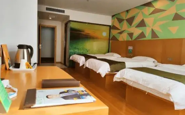 Vatica Hotel(Liulihe Wetland Park Store, Fangshan District, Beijing)