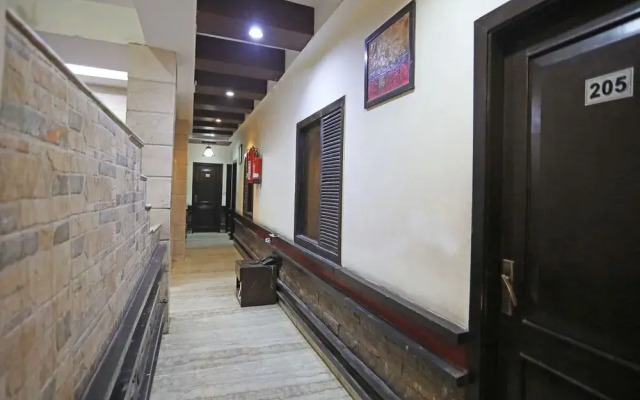 OYO 788 Hotel J S Continental