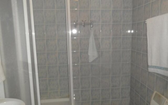 Hotel Rebir