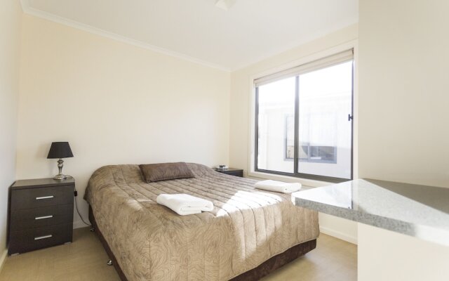 Tumby Villas – Guest Rooms – Tumby Bay