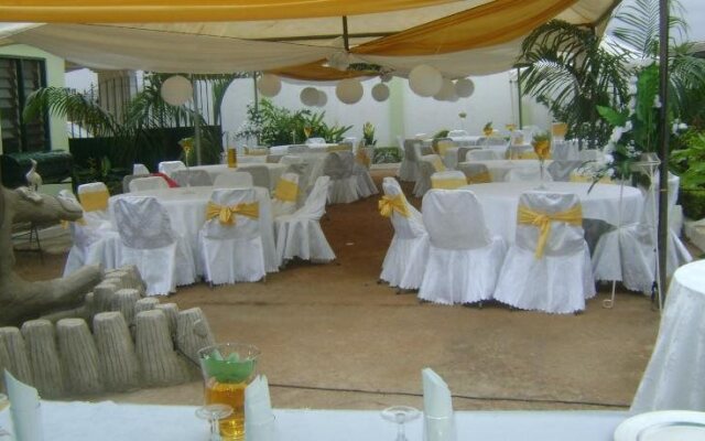 Godville Guest House