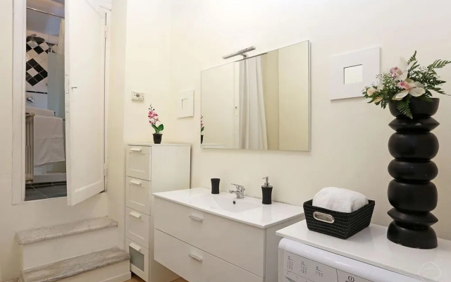 Navona apartments-Angels&Demons area