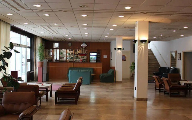 Romai Hotel