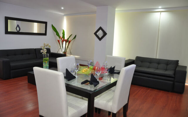 Apartasuites Plaza Modelia