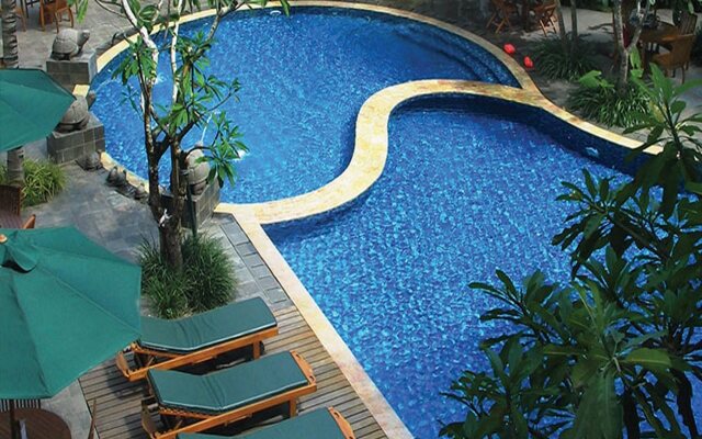 Blue Sky Hotel