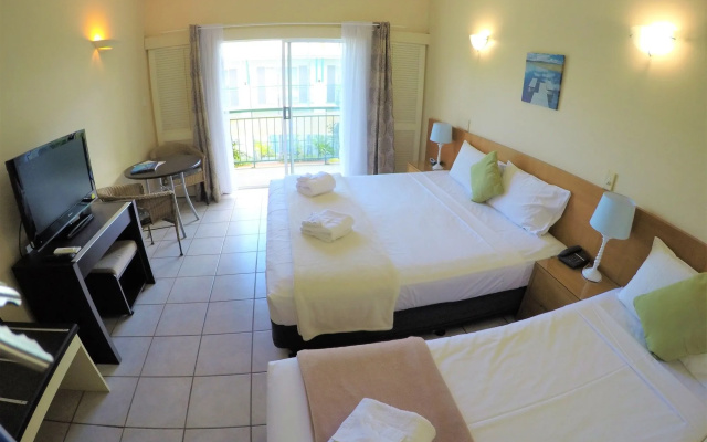 Crystal Garden Resort & Restaurant