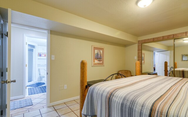 Pet-friendly Kanab Getaway w/ Patio & Grill!