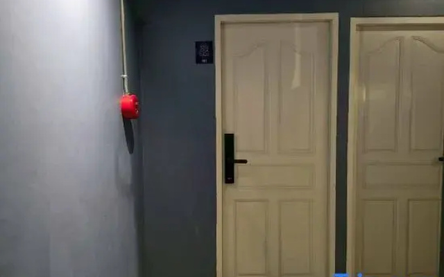 Lhong Krung Hostel