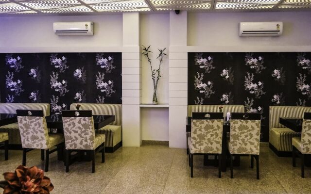 Hotel O Grand Decor