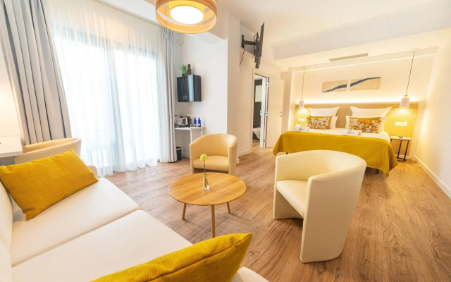 Hotel The Place - Adults Only
