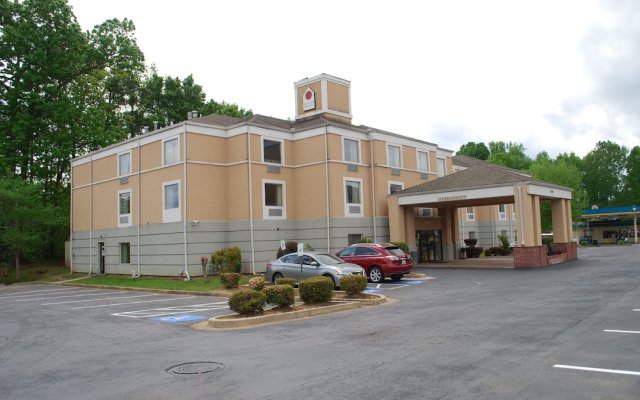 Jameson Inn and Suites Riverdale