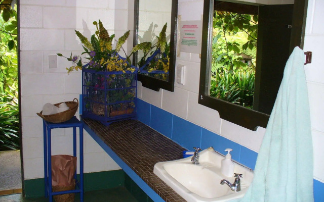 Pagoda Lodge