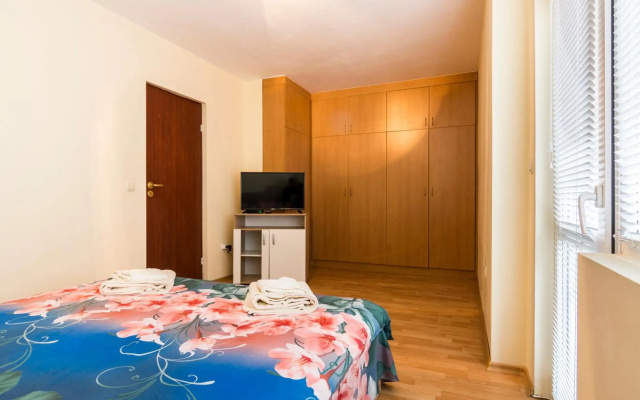 Ibar Apartment & Garage