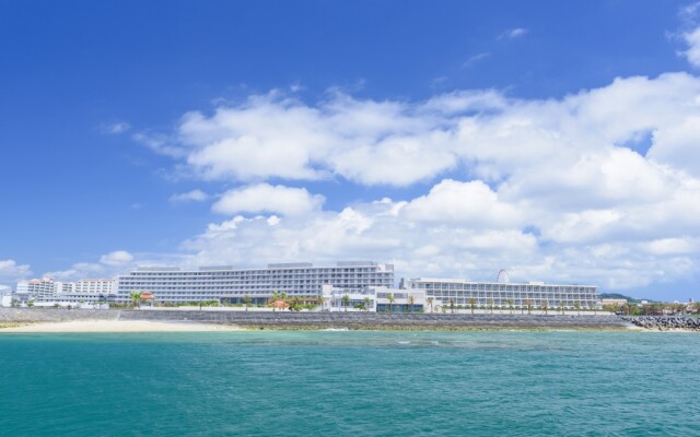 DoubleTree by Hilton Okinawa Chatan Resort