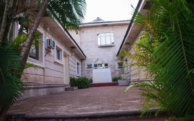 Whitehouse Exclusive Guest House