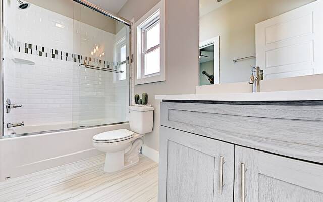 1263 Nashville - 4 Br Home