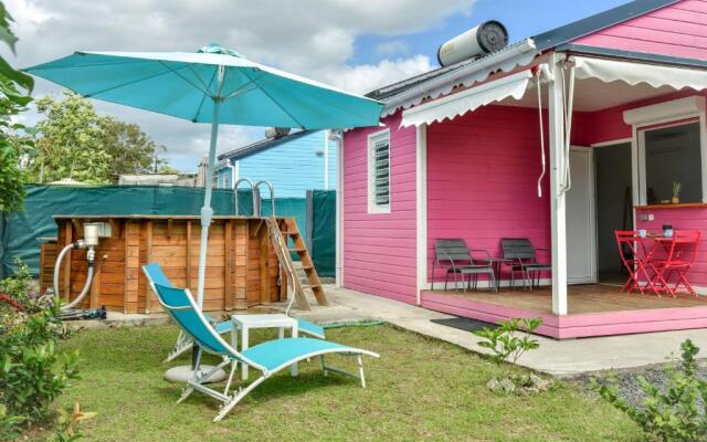 Les jardins de CHANTILLY -Bungalows avec jardins et piscines privées