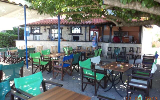 Polychrono Beach Hotel