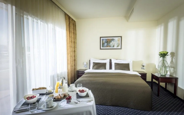 Spa Resort Tree of Life