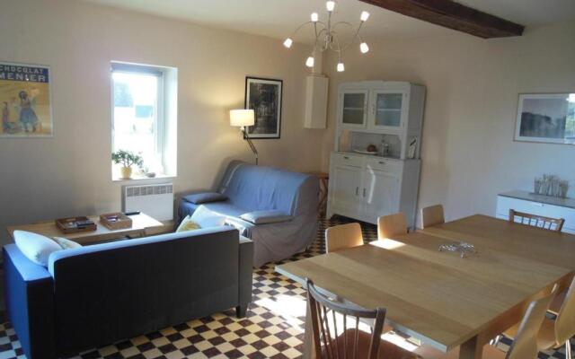 Gîte Neufchâtel-en-Saosnois, 3 pièces, 6 personnes - FR-1-410-299