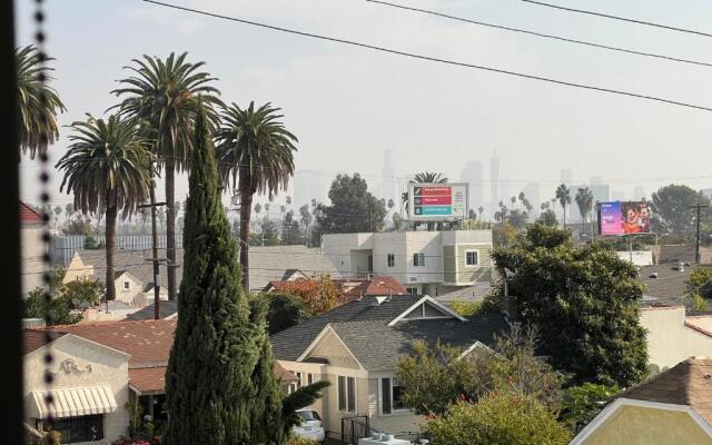 Hollywood Art Gallery House - Iconic LA Views